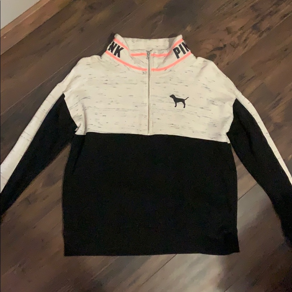 VS Pink Sweatshirt